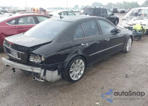 2008 Mercedes-Benz E 550 из США, поврежденный, VIN WDBUF72X68B200477